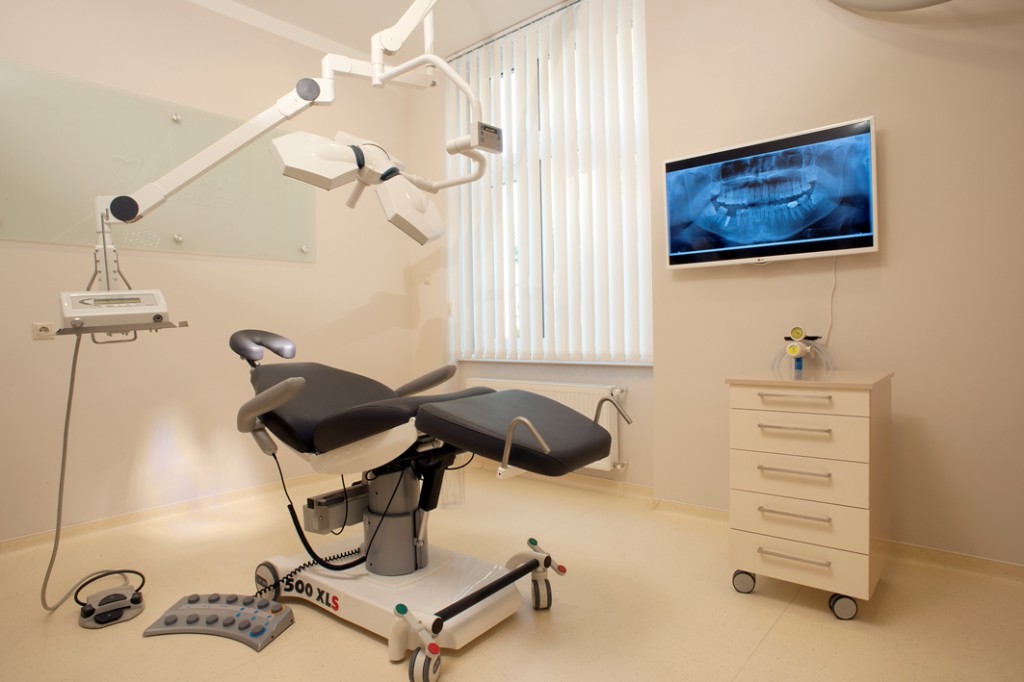 Implant Corner szájsebészet Budapest - Szájsebészeti műtő, plasztikai sebészeti műtő